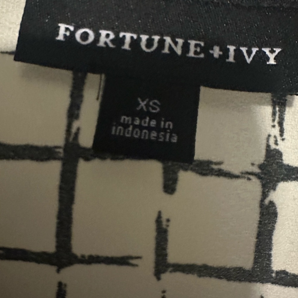 Stylish Grid Pattern Button Down Shirt - image 2